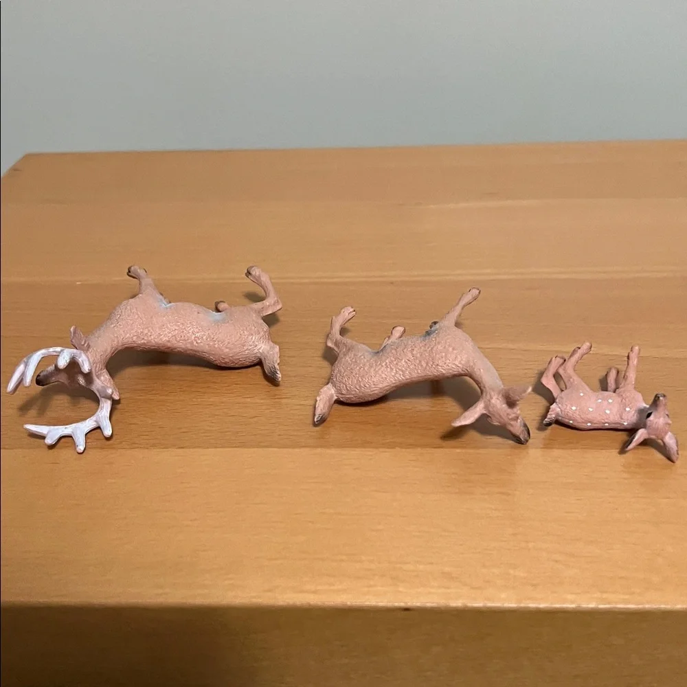 Plastic Deer Figurines Family Buck Doe Fawn